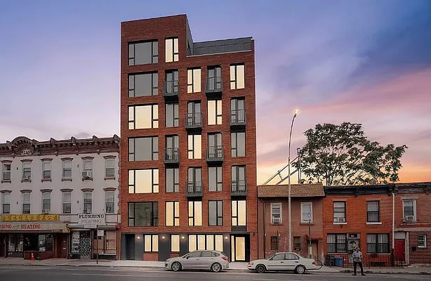 Rented by Jason A Moore, LREB | media 24