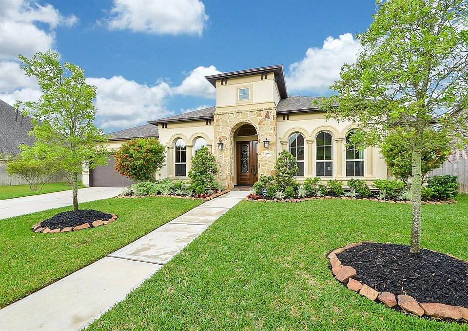 1st image of 3216 Tamara Creek Ln