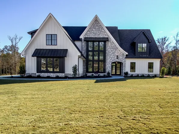 130 Grace Hope Dr, Brooks, GA 30205