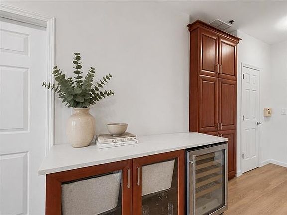 5th image of 24 Avenue At Port Imperial APT 205X