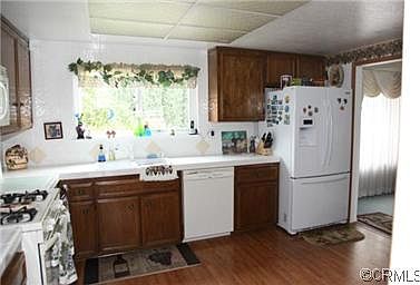 5th image of 9977 Holly St