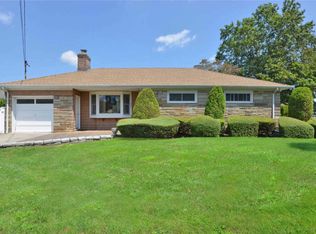 1052 Adams Ave, Franklin Square, NY 11010