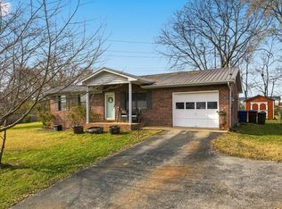 1663 Meadow Spring Dr, Jefferson City, TN 37760