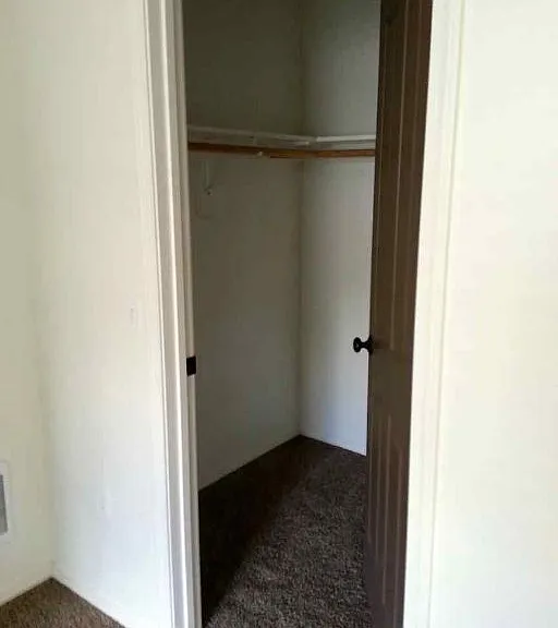 318 N Washington St — Photo 3