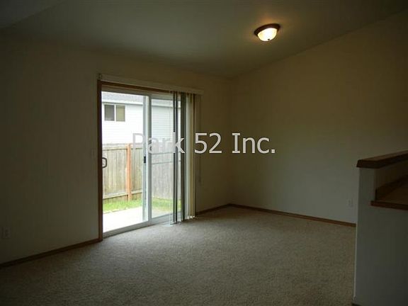 3rd image of 17512 90th Ave E