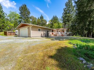 855 Cienaga Ln, Grants Pass, OR 97526