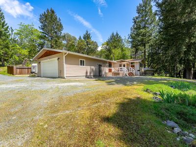 855 Cienaga Ln, Grants Pass, OR, 97526