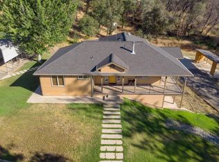 20057 Jacrene Ln, Redding, CA 96003