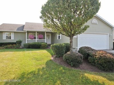 10110 Sharon Ln, Hebron, IL, 60034