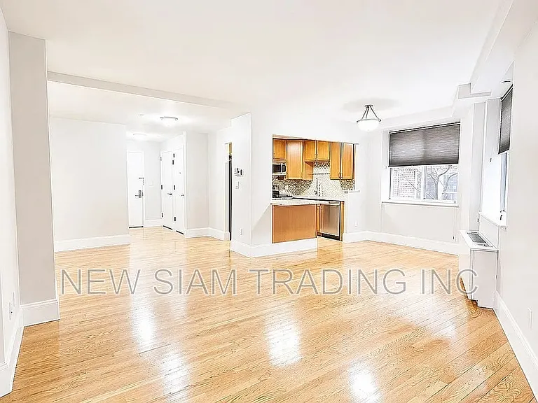 116-11 Curzon Rd #3B — Photo 1