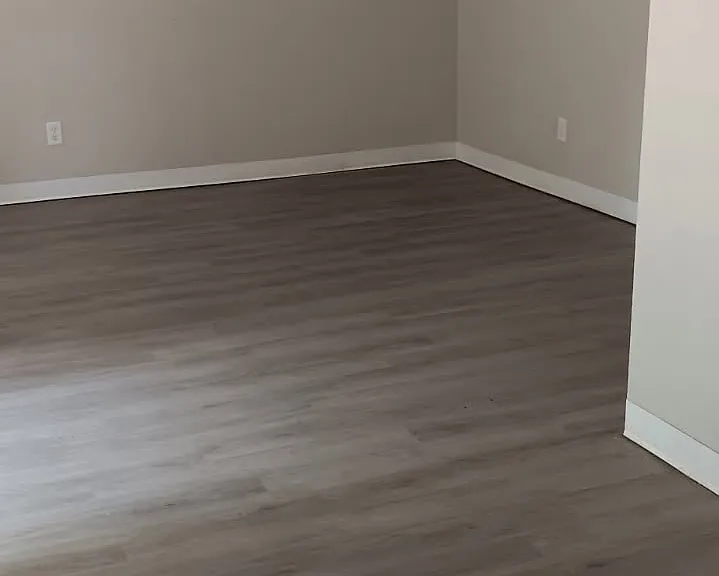 3477 Hillside Ave — Photo 3