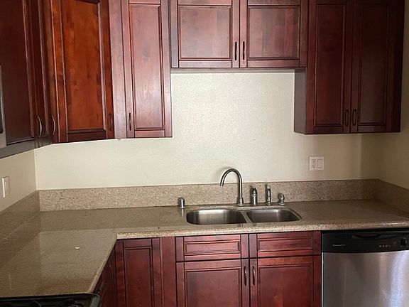 4th image of 11252 Peach Grove St