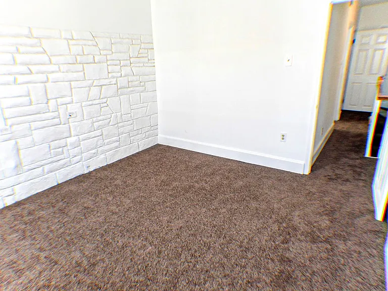 1535 S Hicks St — Photo 19