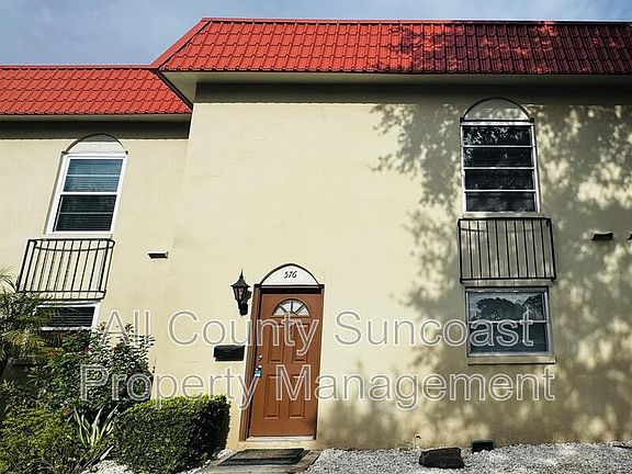 3rd image of 2700 Bayshore Blvd APT 576