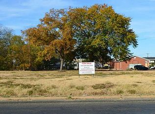 1310 Live Oak St, Commerce, TX 75428