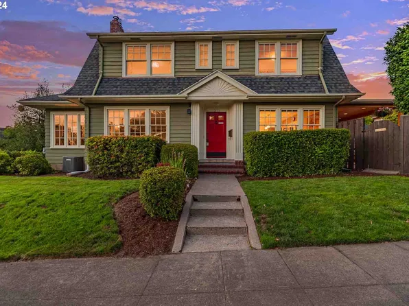 3611 NE Peerless Pl, Portland, OR 97232