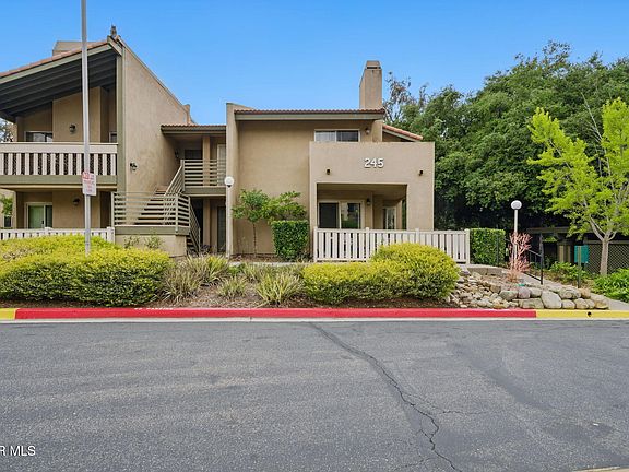 3rd image of 245 Oak Leaf Dr #102