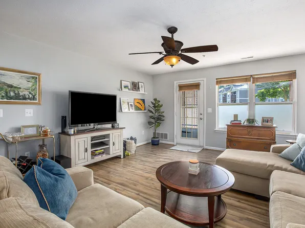 1425 Millbrook Trl, Ann Arbor, MI 48108