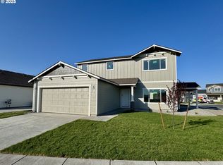 1555 NE 8th Pl, Hermiston, OR 97838