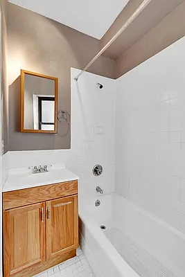 Rented by Cooper & Cooper Real Estate | media 13