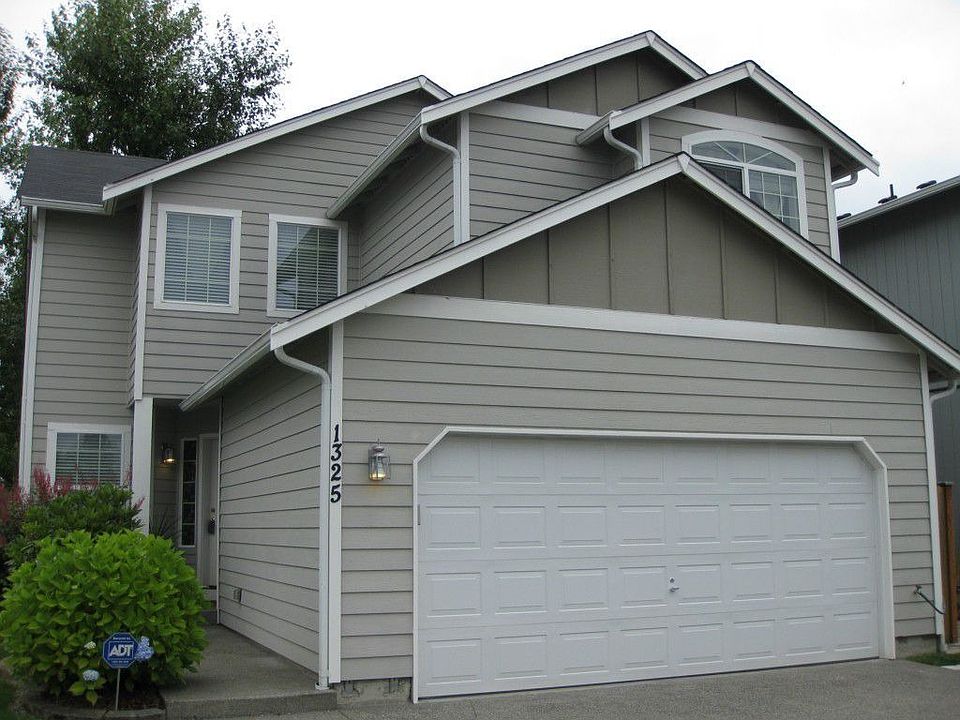 1st image of 1325 192nd Street Ct E