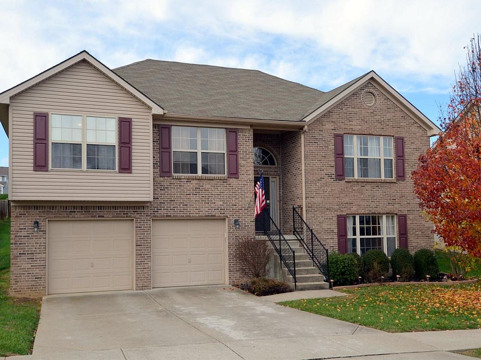 1st image of 440 Cypress Pl
