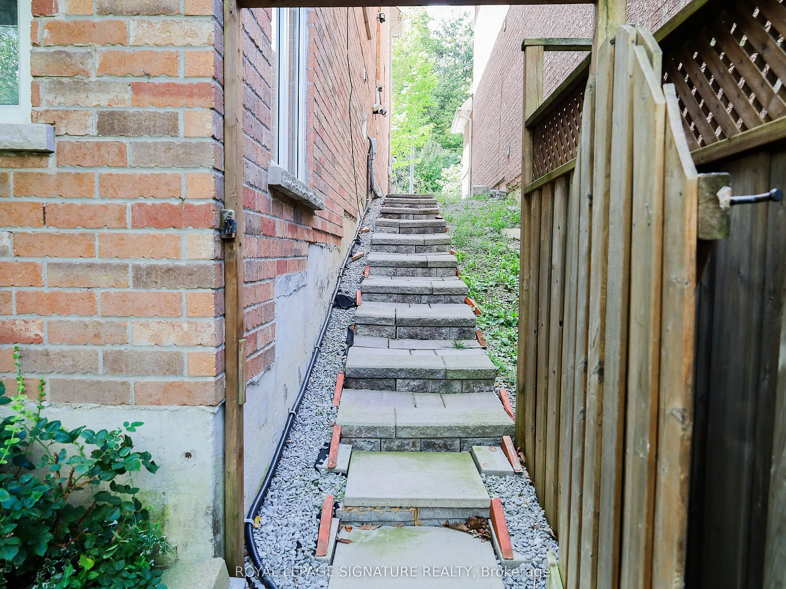 1 bed, $2,100 — Photo 3
