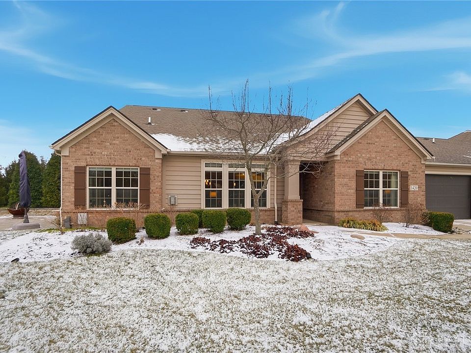 1st image of 1420 Bourdeaux Way