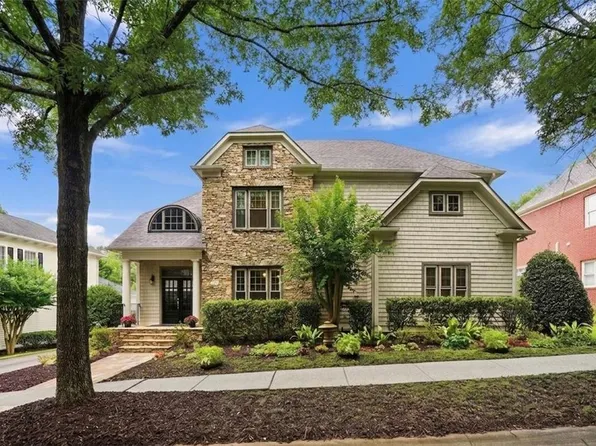 1445 Hedgewood Ln NW, Kennesaw, GA 30152