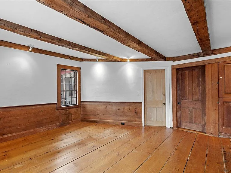 195 Pinnacle Ridge Rd — Photo 21