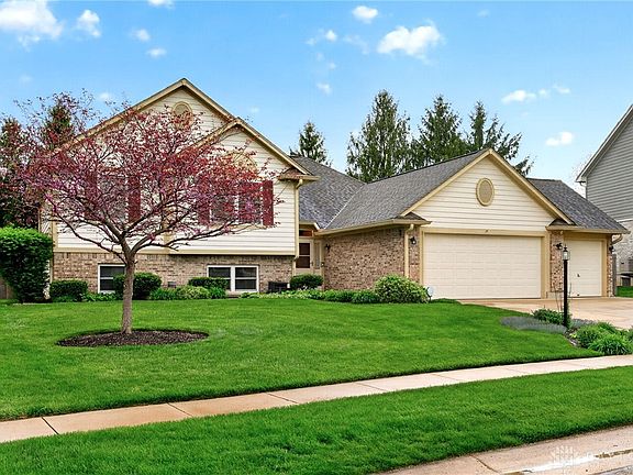 2nd image of 1359 Rose Lake Dr