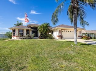 1132 SE 32nd Ter, Cape Coral, FL 33904