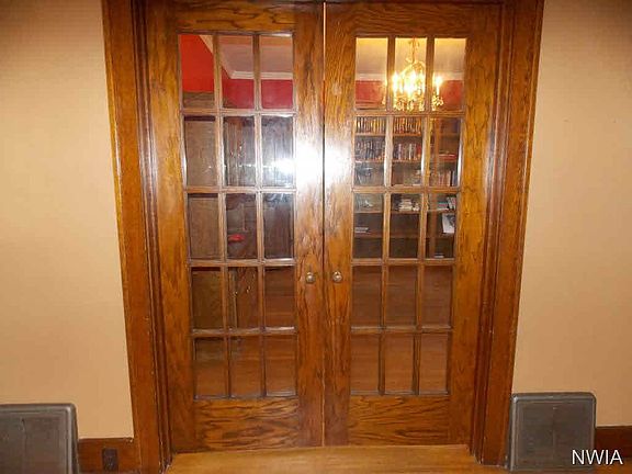 4th image of 2901 Stone Park Blvd