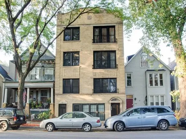 1934 W Roscoe St APT 3, Chicago, IL 60657