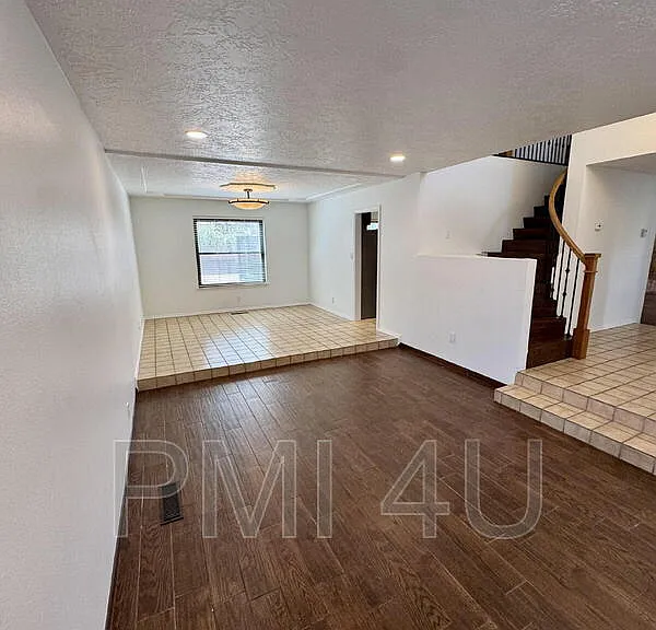 10412 La Paz Dr NW — Photo 6
