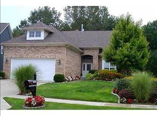 8904 Crystal Lake Dr, Indianapolis, IN 46240