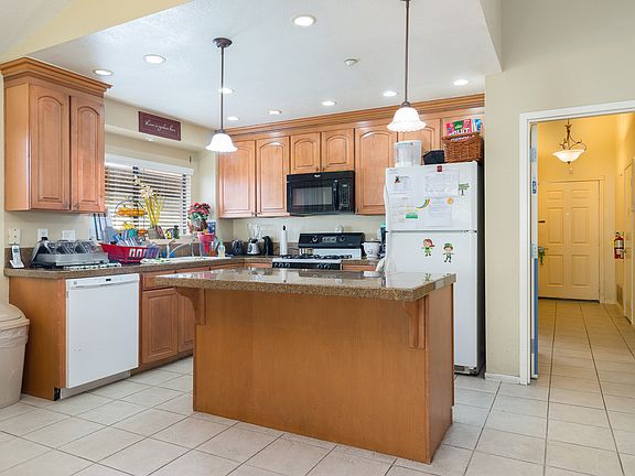 2nd image of 3066 Camino Aleta