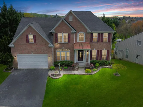 6420 Barrington Dr, Frederick, MD 21701