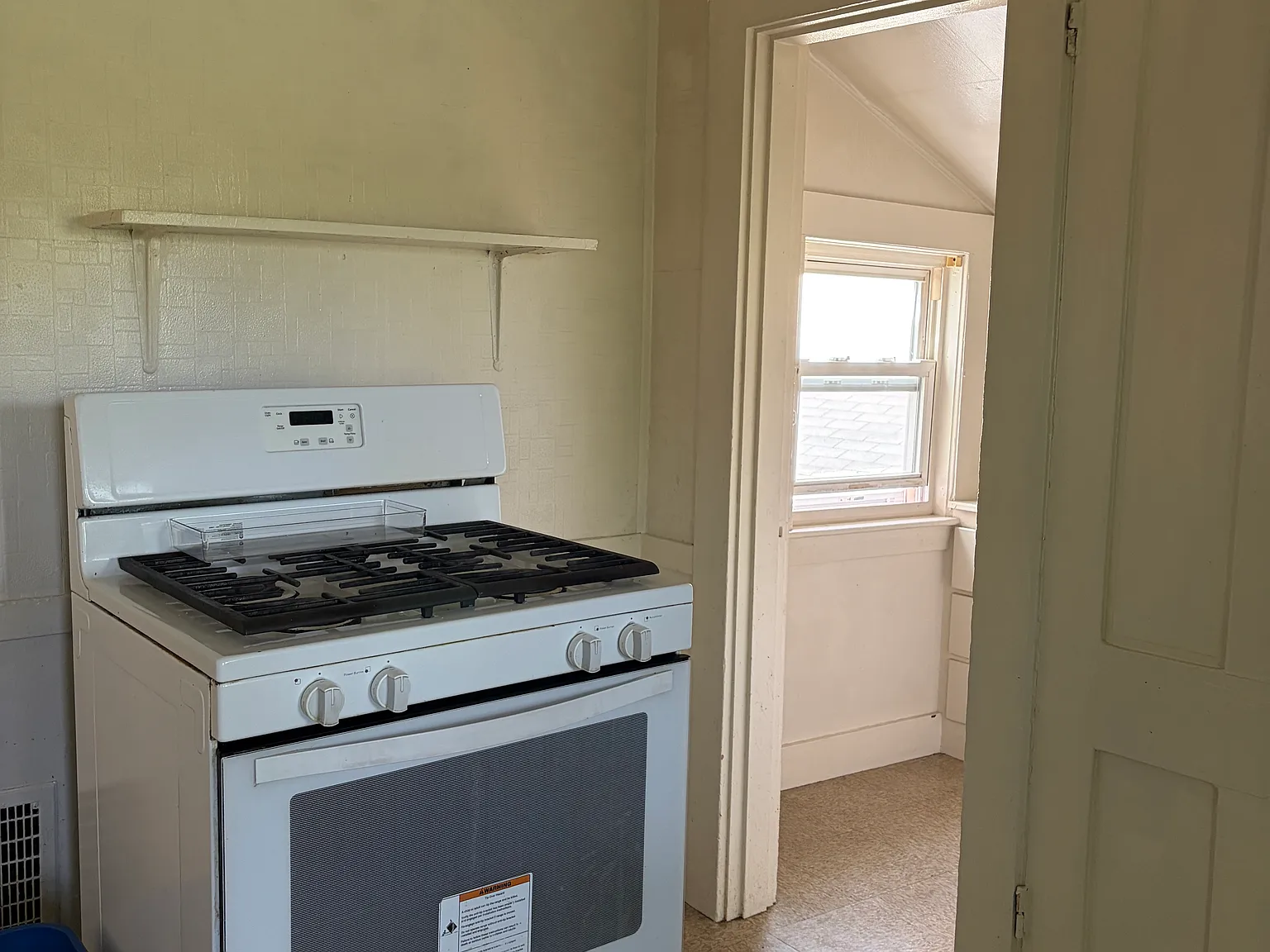 2 bed, $2,500 — Photo 4
