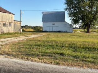 19148 Old Airport Rd, Rushville, IL 62681