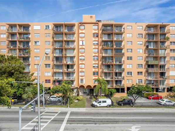 1465 NE 123rd St #Penthouse 9, North Miami, FL 33161