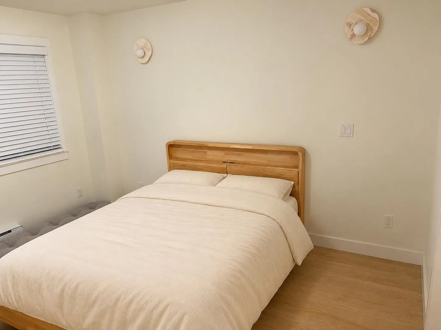 3 bed, 1299 sqft, $3,500 — Photo 3