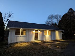 817 Fairview Rd, Clarks Summit, PA 18411