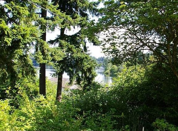 3rd image of 4030 120th Ave SE