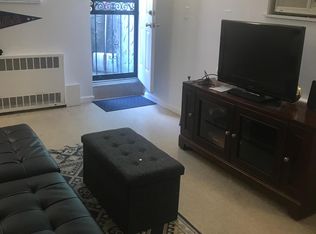 1515 201st St, Bayside, NY 11360