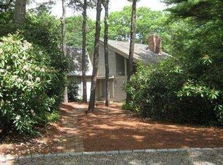 25 Halyard Ln, Mashpee, MA 02649