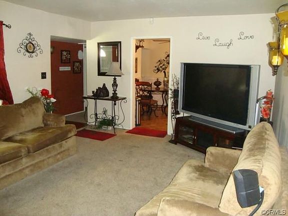 4th image of 1049 E 27th St