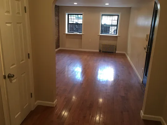 Rented by New York City Apartments | media 23