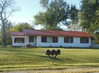 5281 W 590, Chouteau, OK 74337