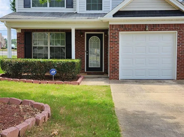 11277 Aliyah Dr, Hampton, GA 30228